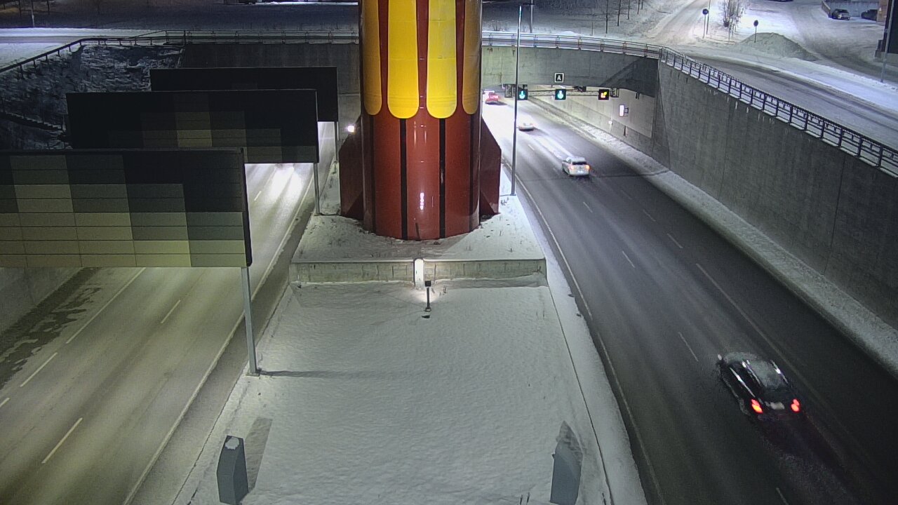 Weather Camera Image Road 12 Tampere, Rantatunneli boom west, Tampere, Pirkanmaa