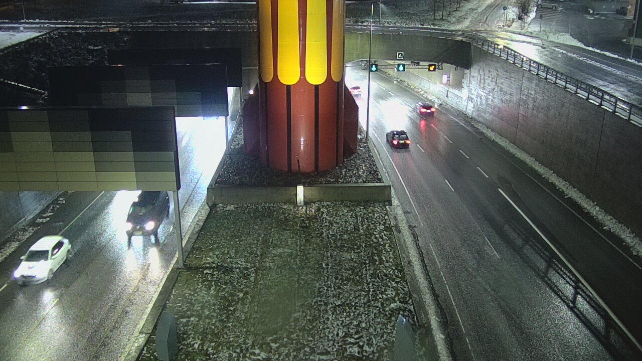 Weather Camera Image Väg 12 Tammerfors, Rantatunneli bom väst, Tampere, Pirkanmaa