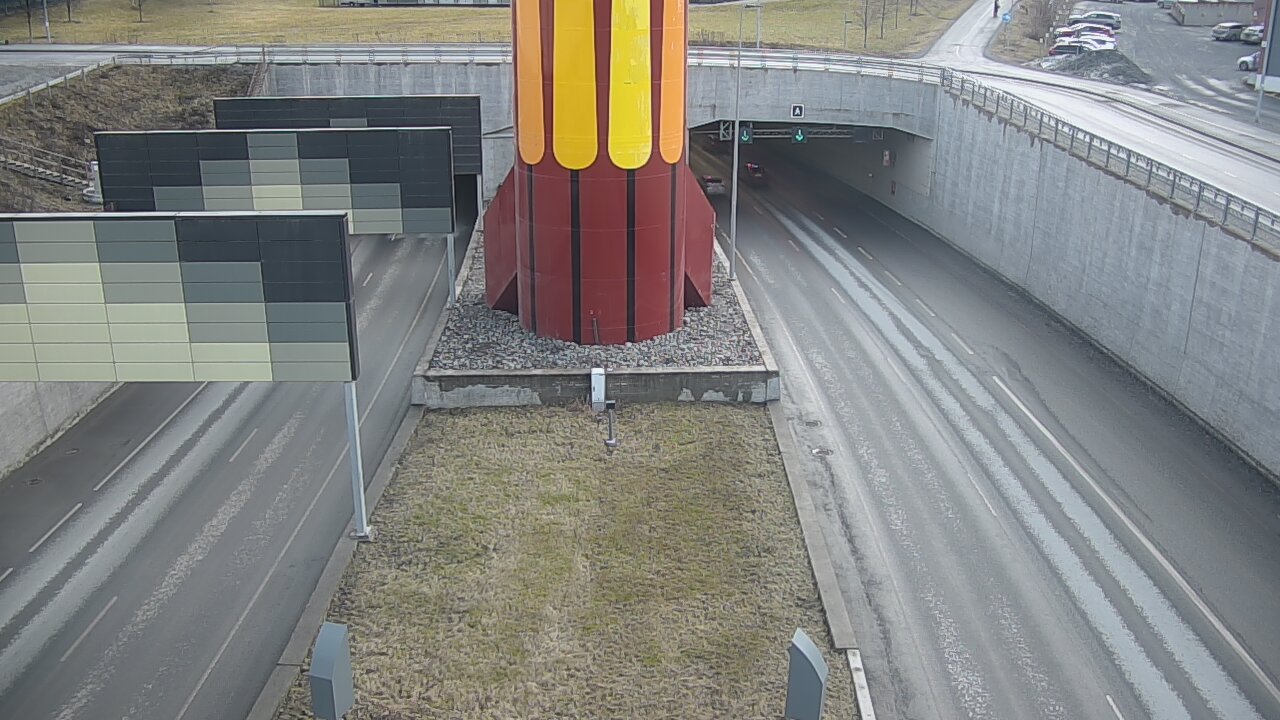 Weather Camera Image Road 12 Tampere, Rantatunneli boom west, Tampere, Pirkanmaa