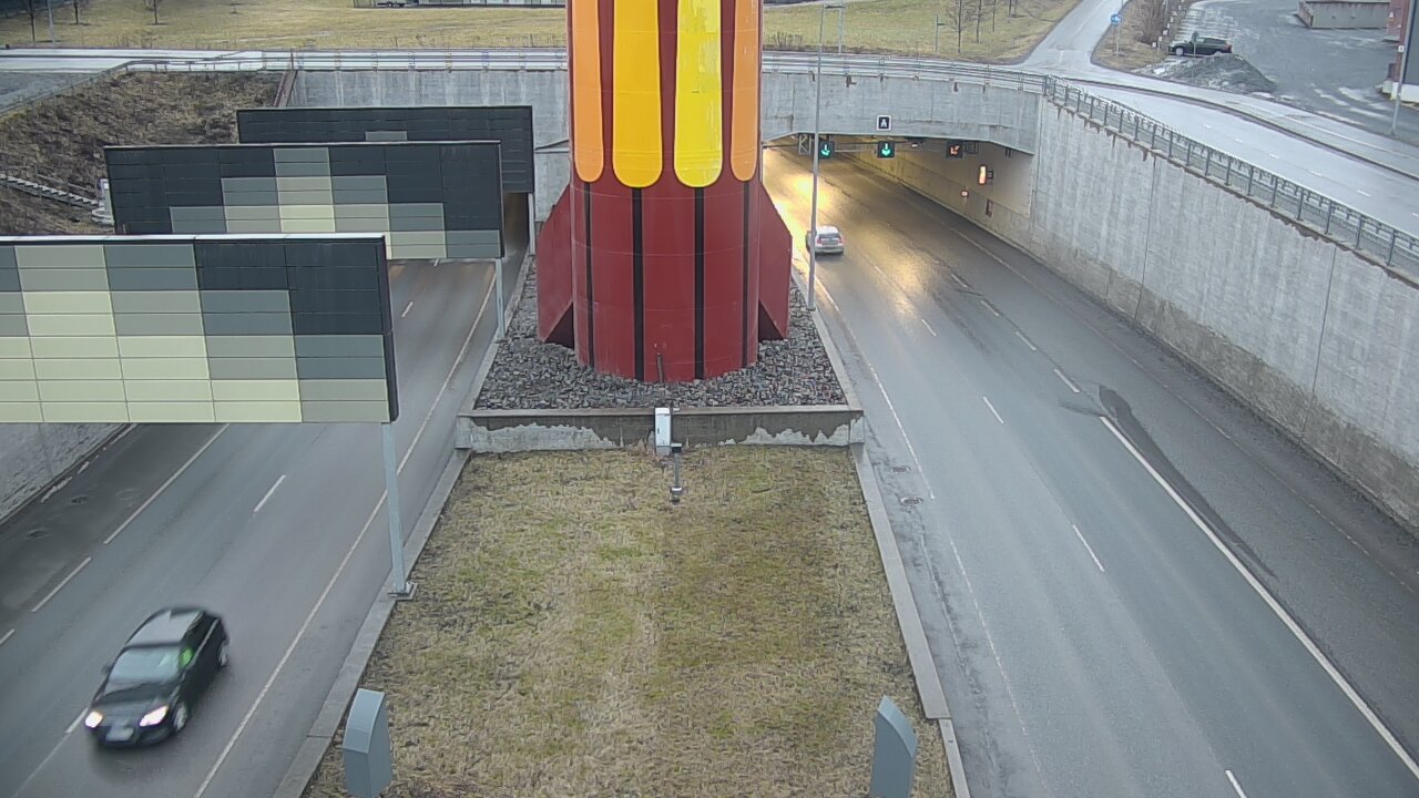 Weather Camera Image Road 12 Tampere, Rantatunneli boom west, Tampere, Pirkanmaa