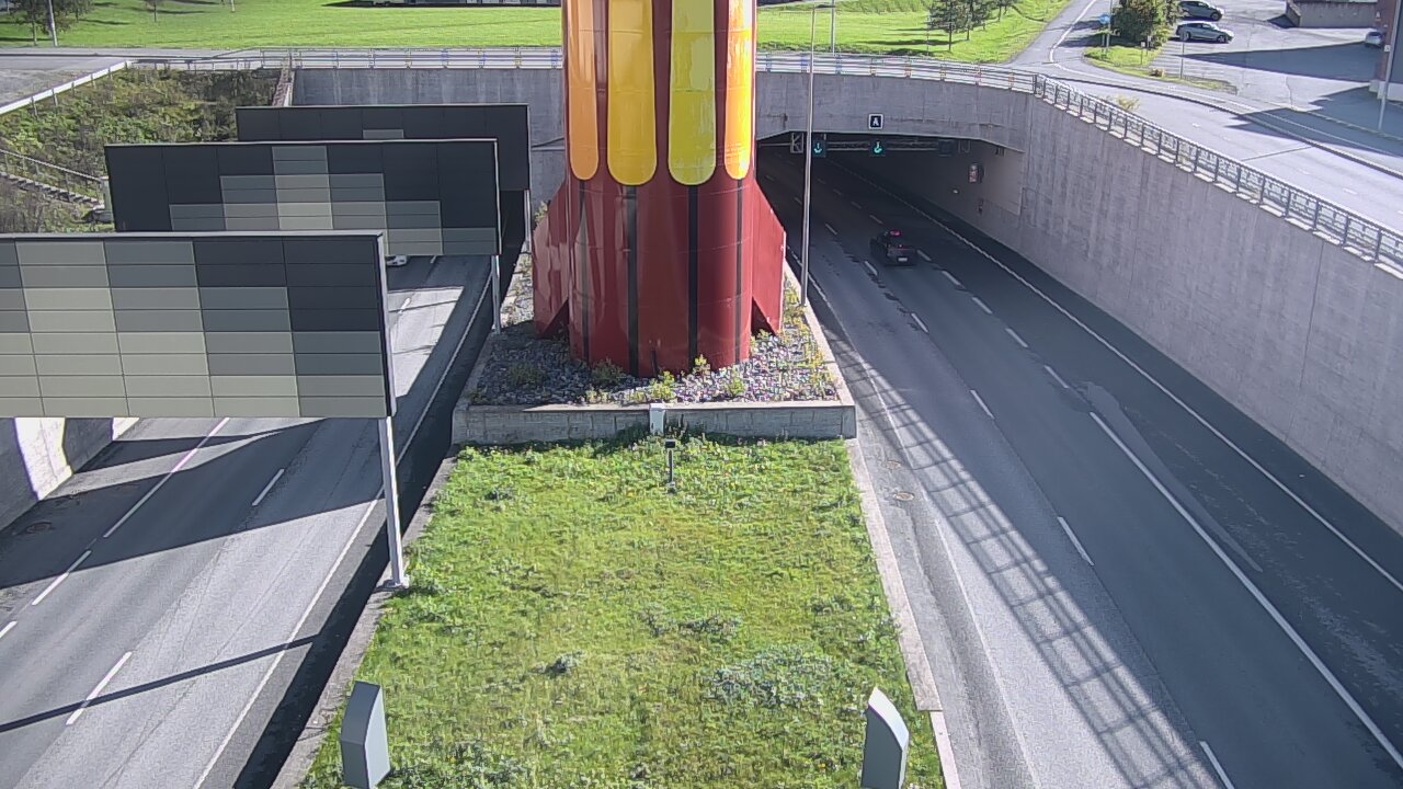Weather Camera Image Väg 12 Tammerfors, Rantatunneli bom väst, Tampere, Pirkanmaa