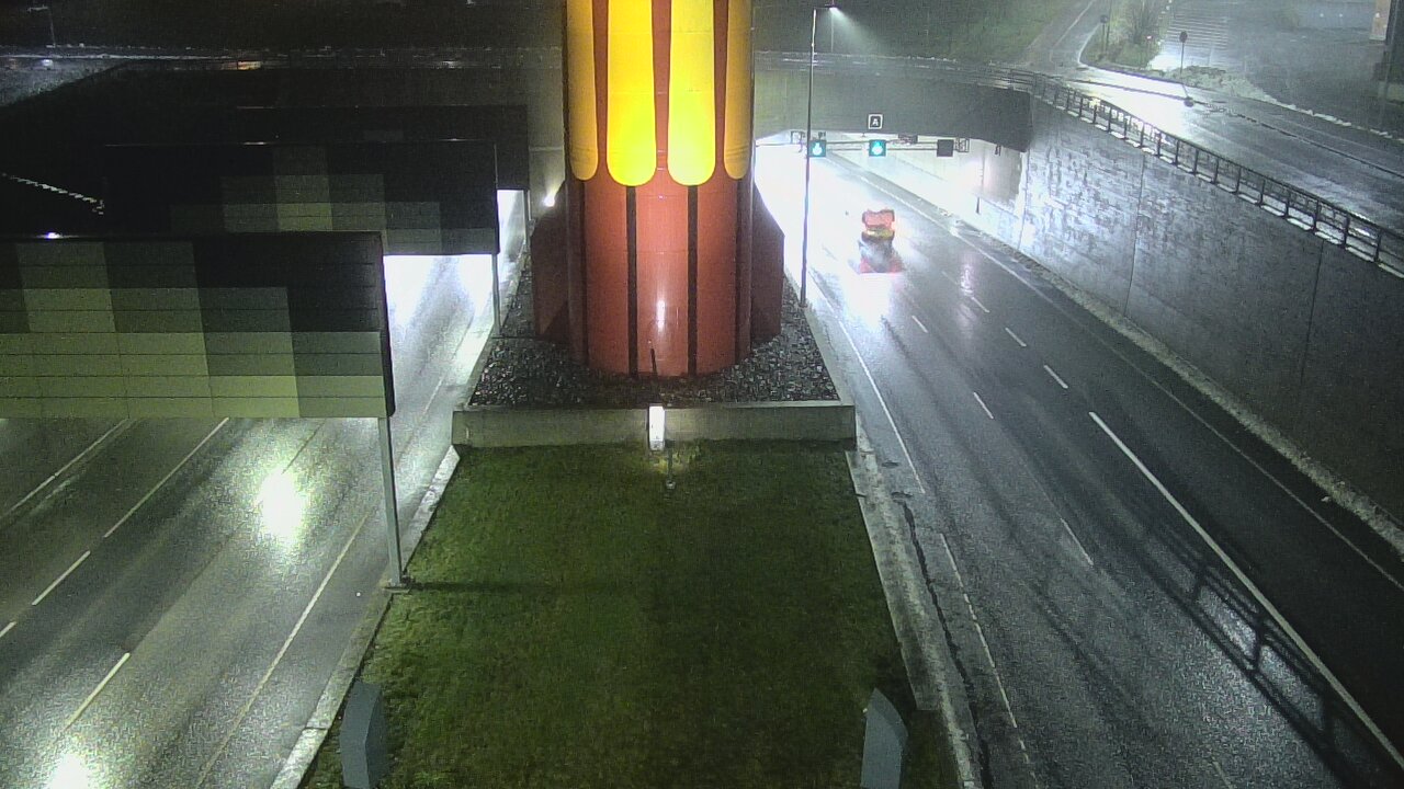 Weather Camera Image Väg 12 Tammerfors, Rantatunneli bom väst, Tampere, Pirkanmaa