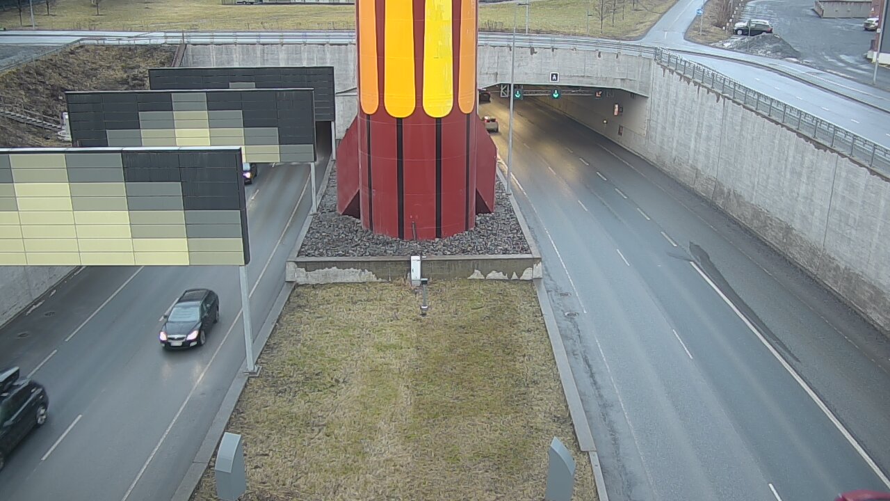 Weather Camera Image Road 12 Tampere, Rantatunneli boom west, Tampere, Pirkanmaa