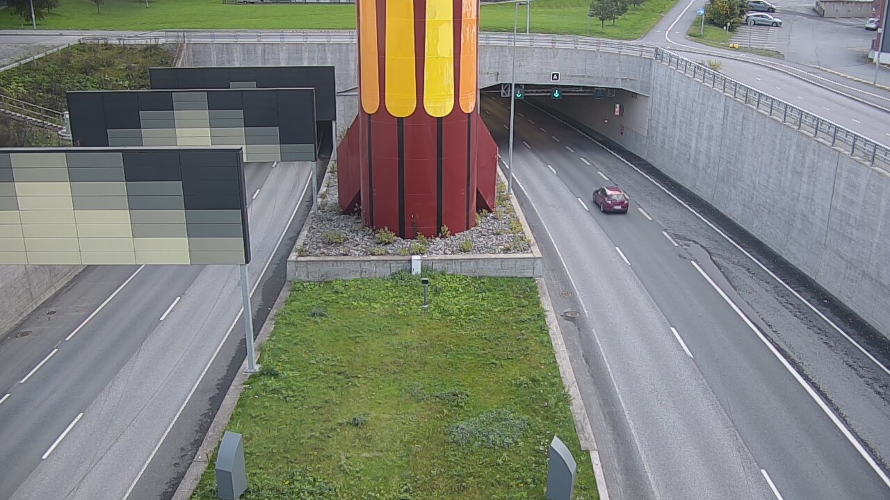 Weather Camera Image Väg 12 Tammerfors, Rantatunneli bom väst, Tampere, Pirkanmaa