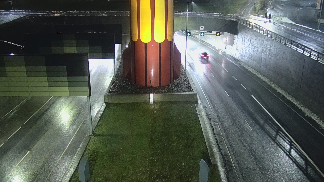 Weather Camera Image Väg 12 Tammerfors, Rantatunneli bom väst, Tampere, Pirkanmaa