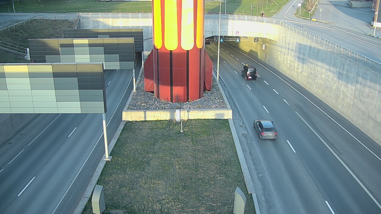 Weather Camera Image Road 12 Tampere, Rantatunneli boom west, Tampere, Pirkanmaa