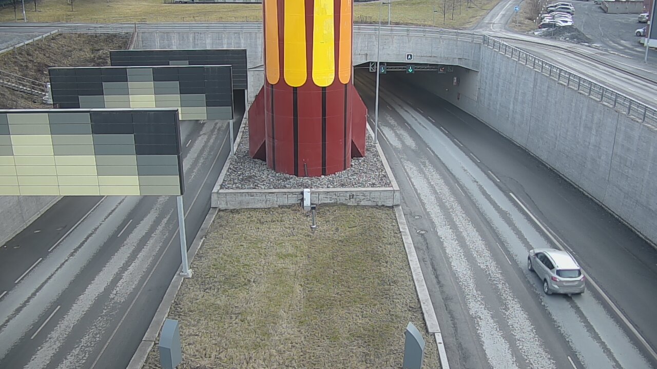 Weather Camera Image Road 12 Tampere, Rantatunneli boom west, Tampere, Pirkanmaa