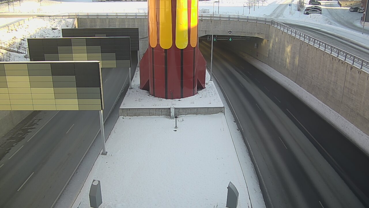 Weather Camera Image Road 12 Tampere, Rantatunneli boom west, Tampere, Pirkanmaa