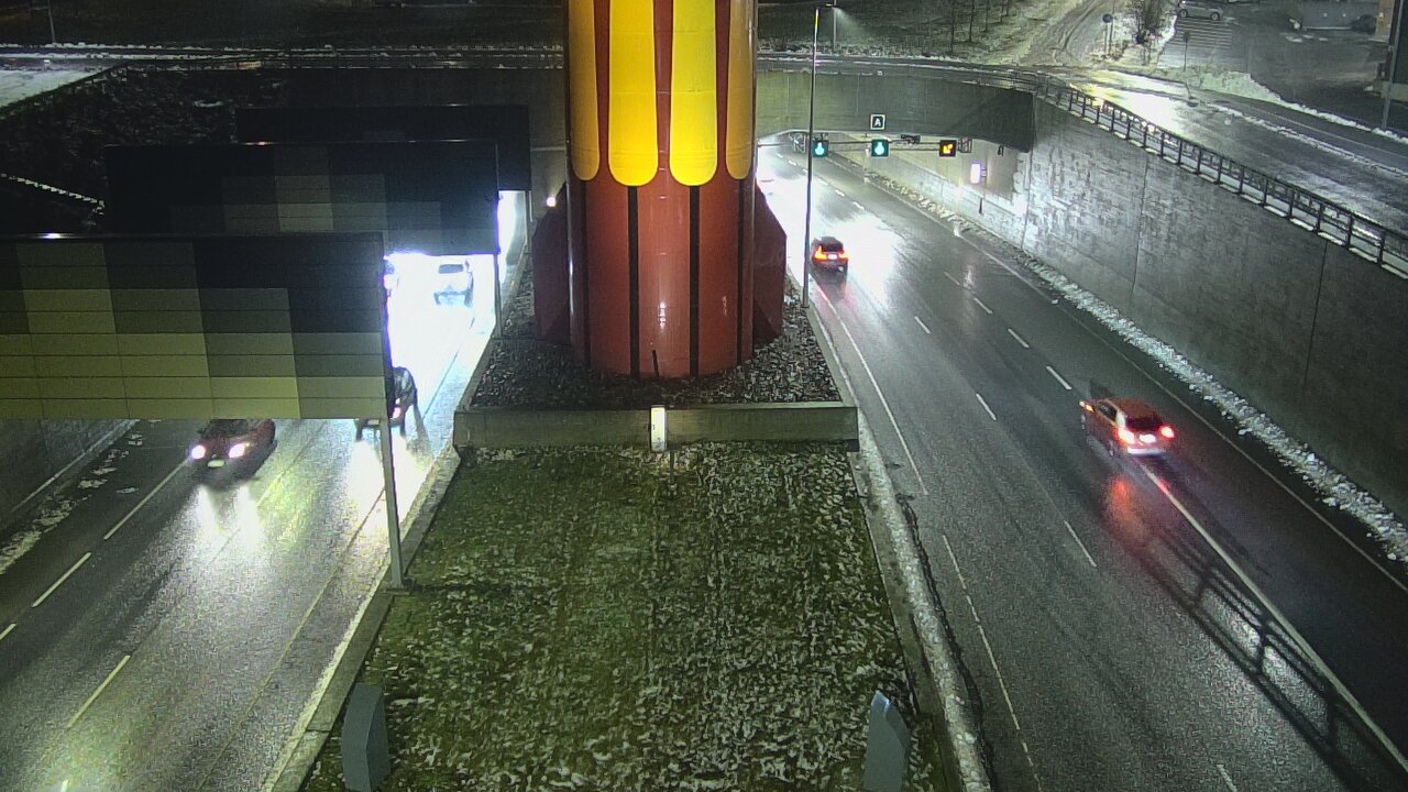 Weather Camera Image Väg 12 Tammerfors, Rantatunneli bom väst, Tampere, Pirkanmaa