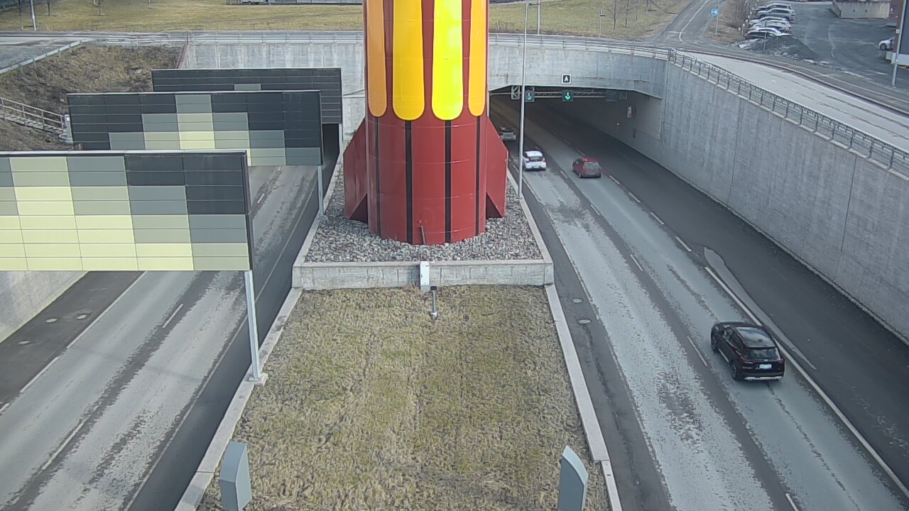 Weather Camera Image Road 12 Tampere, Rantatunneli boom west, Tampere, Pirkanmaa