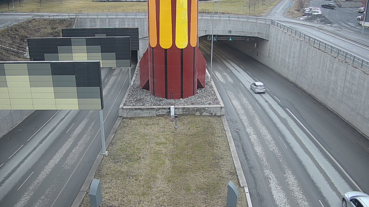 Weather Camera Image Road 12 Tampere, Rantatunneli boom west, Tampere, Pirkanmaa