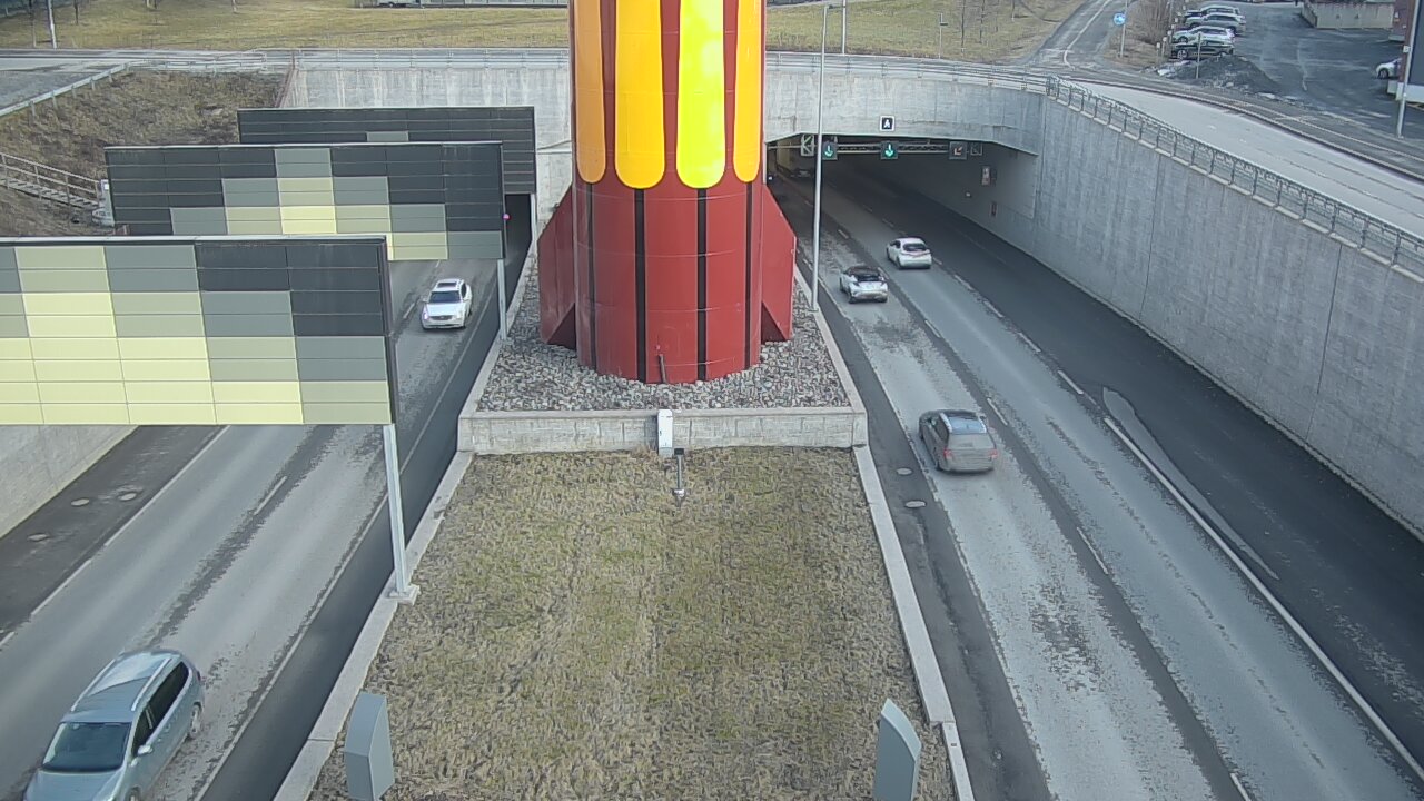 Weather Camera Image Road 12 Tampere, Rantatunneli boom west, Tampere, Pirkanmaa