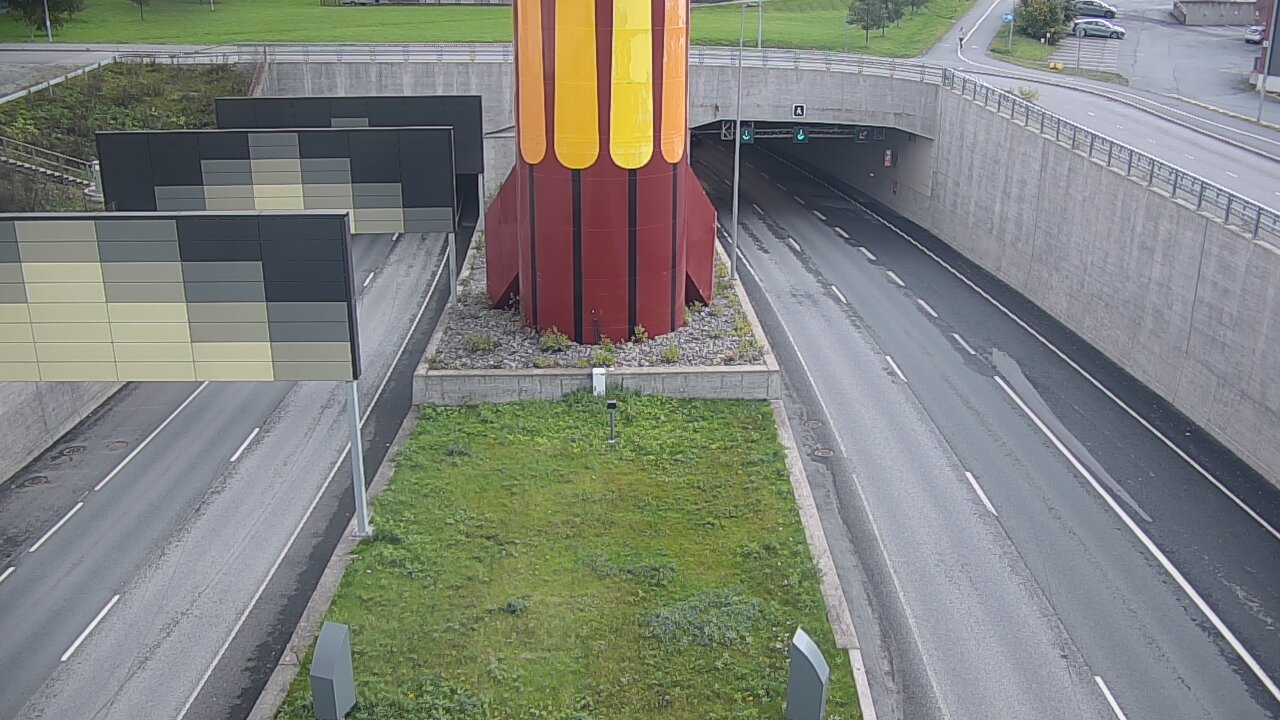 Weather Camera Image Väg 12 Tammerfors, Rantatunneli bom väst, Tampere, Pirkanmaa