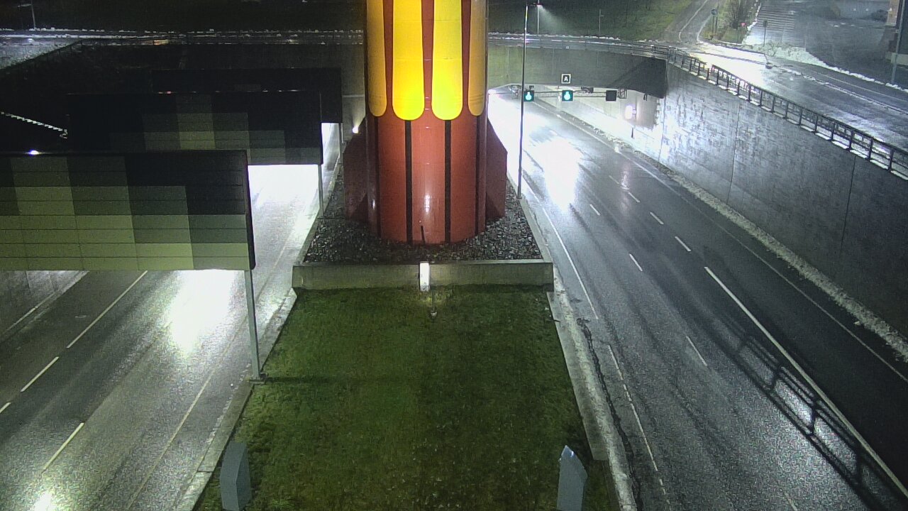 Weather Camera Image Väg 12 Tammerfors, Rantatunneli bom väst, Tampere, Pirkanmaa