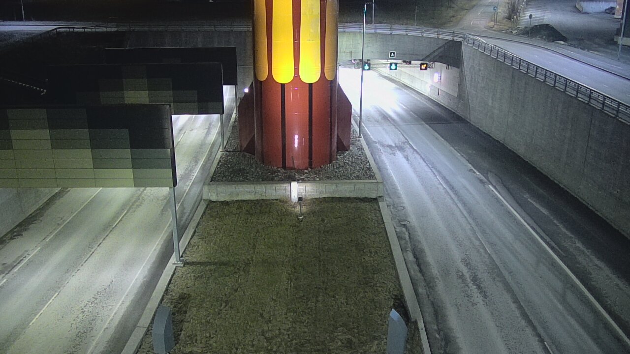 Weather Camera Image Road 12 Tampere, Rantatunneli boom west, Tampere, Pirkanmaa