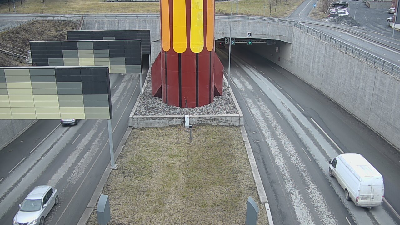 Weather Camera Image Road 12 Tampere, Rantatunneli boom west, Tampere, Pirkanmaa