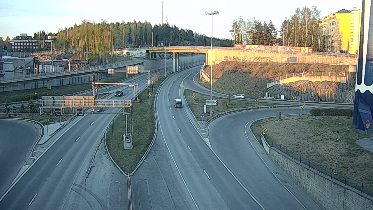 Weather Camera Image Väg 12 Tammerfors, Rantatunneli Armonkallio, Tampere, Pirkanmaa