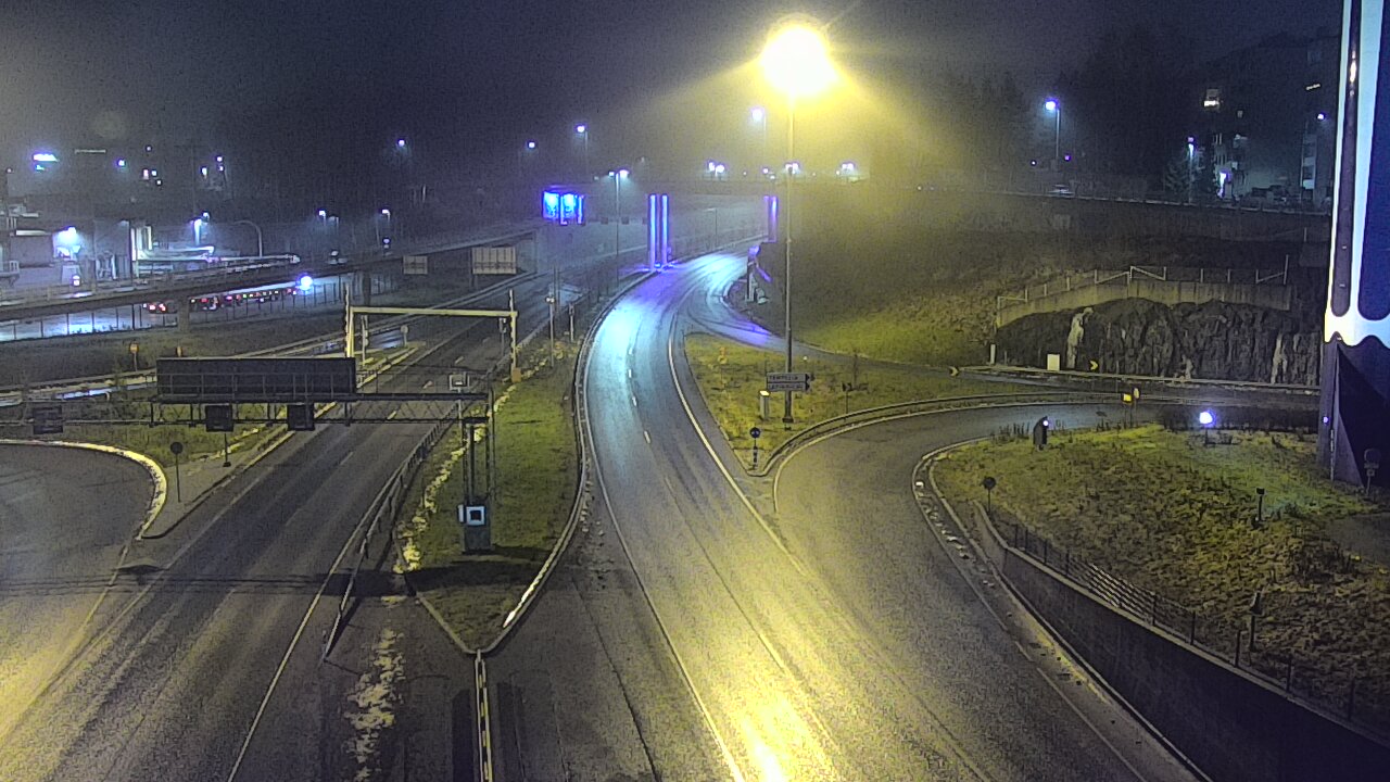 Weather Camera Image Väg 12 Tammerfors, Rantatunneli Armonkallio, Tampere, Pirkanmaa