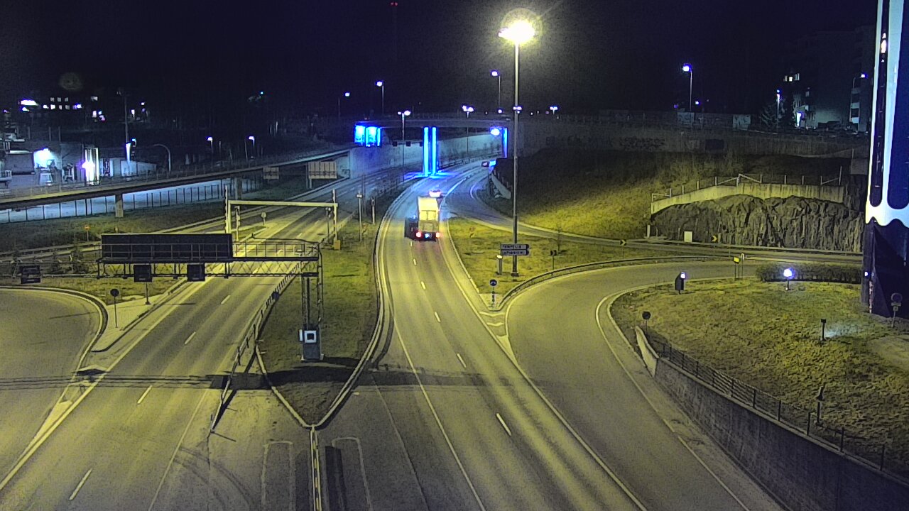 Weather Camera Image Road 12 Tampere, Rantatunneli Armonkallio, Tampere, Pirkanmaa