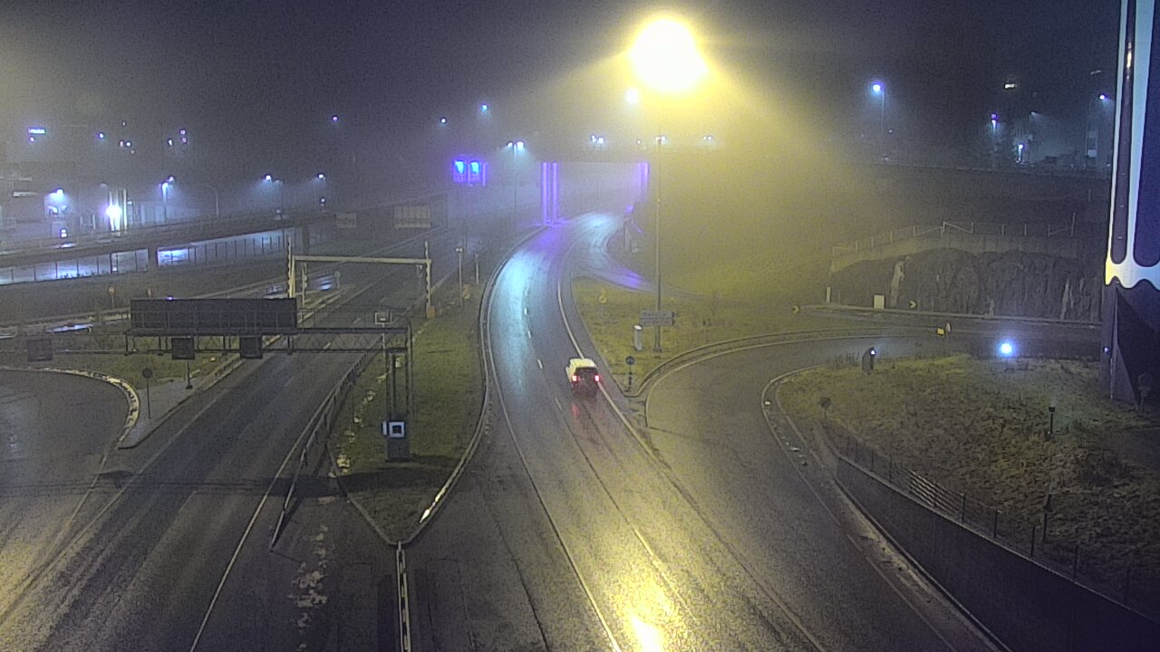 Weather Camera Image Väg 12 Tammerfors, Rantatunneli Armonkallio, Tampere, Pirkanmaa