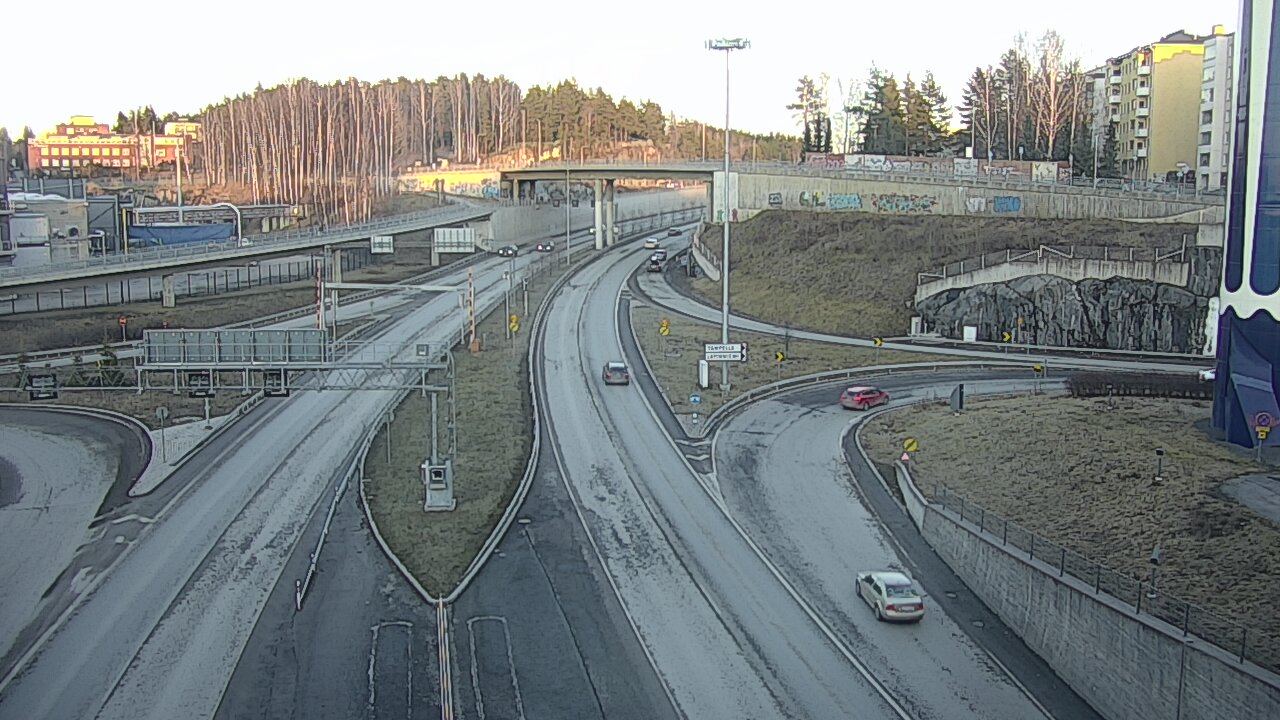 Weather Camera Image Road 12 Tampere, Rantatunneli Armonkallio, Tampere, Pirkanmaa