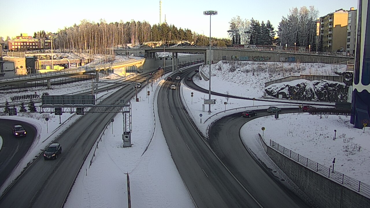 Weather Camera Image Väg 12 Tammerfors, Rantatunneli Armonkallio, Tampere, Pirkanmaa