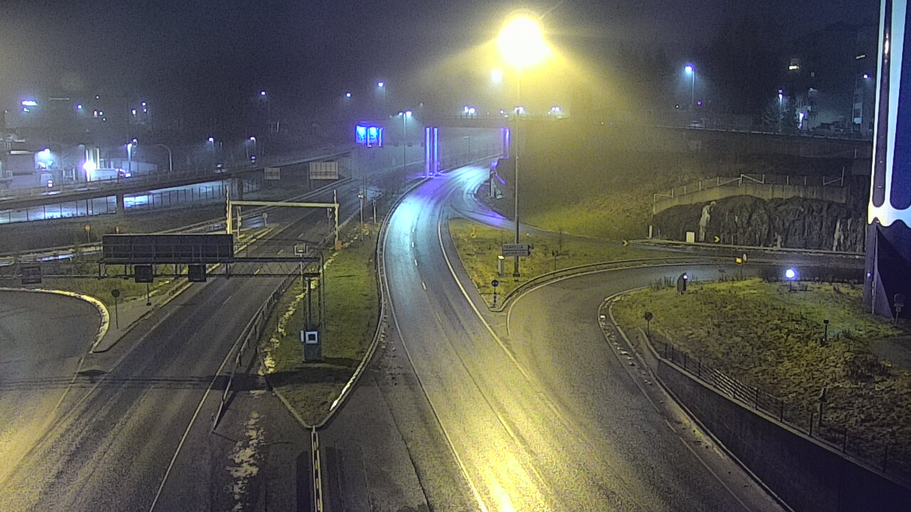 Weather Camera Image Väg 12 Tammerfors, Rantatunneli Armonkallio, Tampere, Pirkanmaa