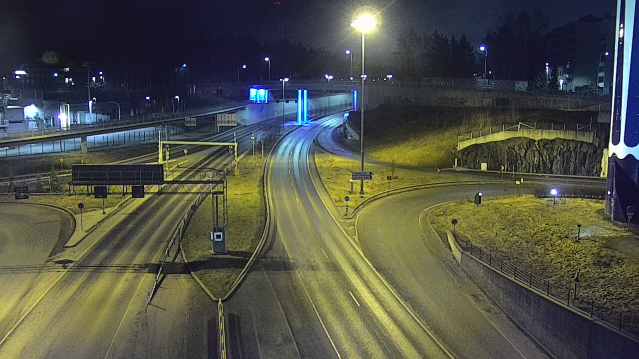 Weather Camera Image Väg 12 Tammerfors, Rantatunneli Armonkallio, Tampere, Pirkanmaa