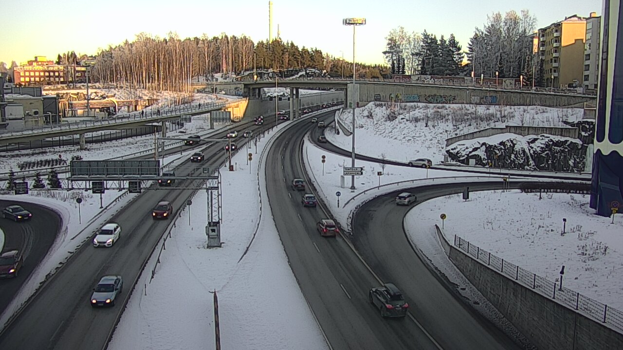 Weather Camera Image Väg 12 Tammerfors, Rantatunneli Armonkallio, Tampere, Pirkanmaa