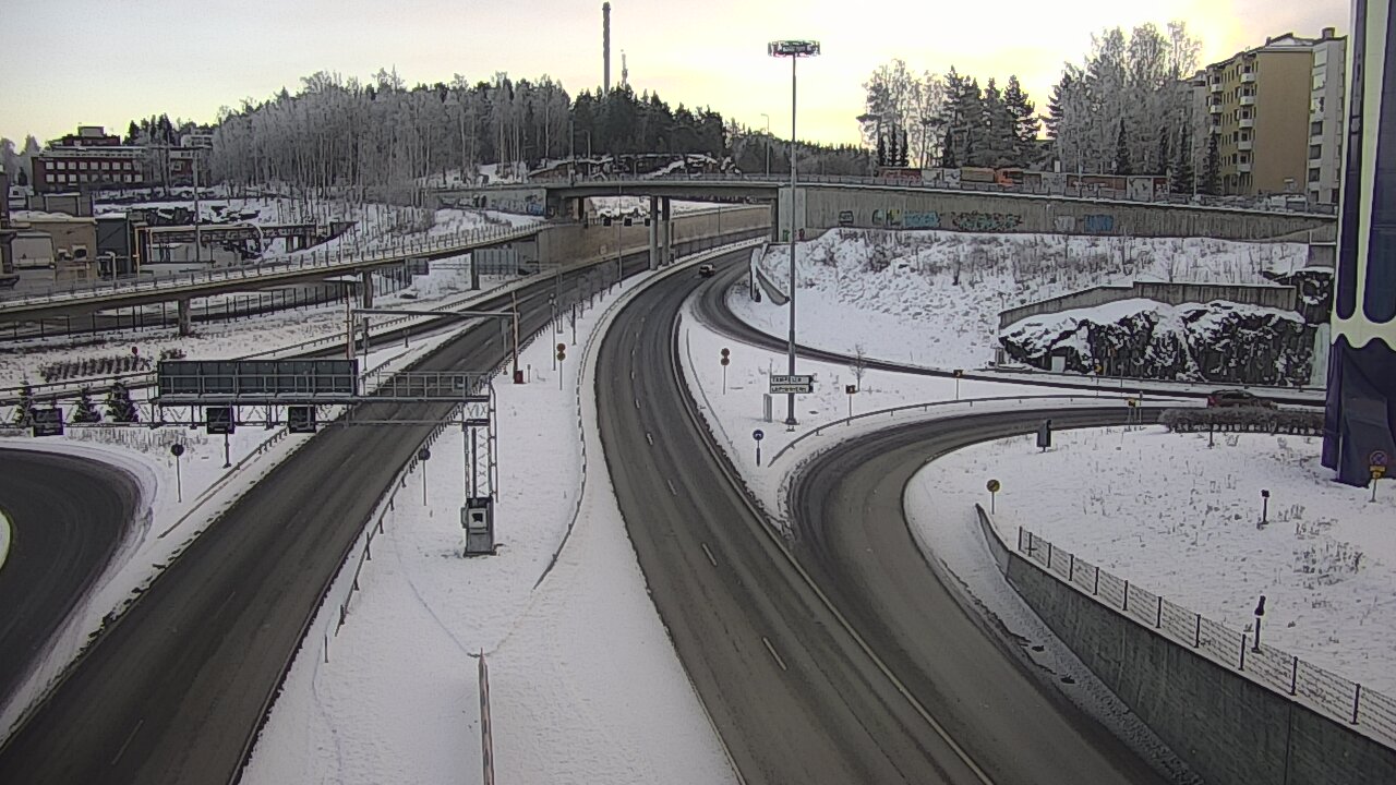 Weather Camera Image Road 12 Tampere, Rantatunneli Armonkallio, Tampere, Pirkanmaa