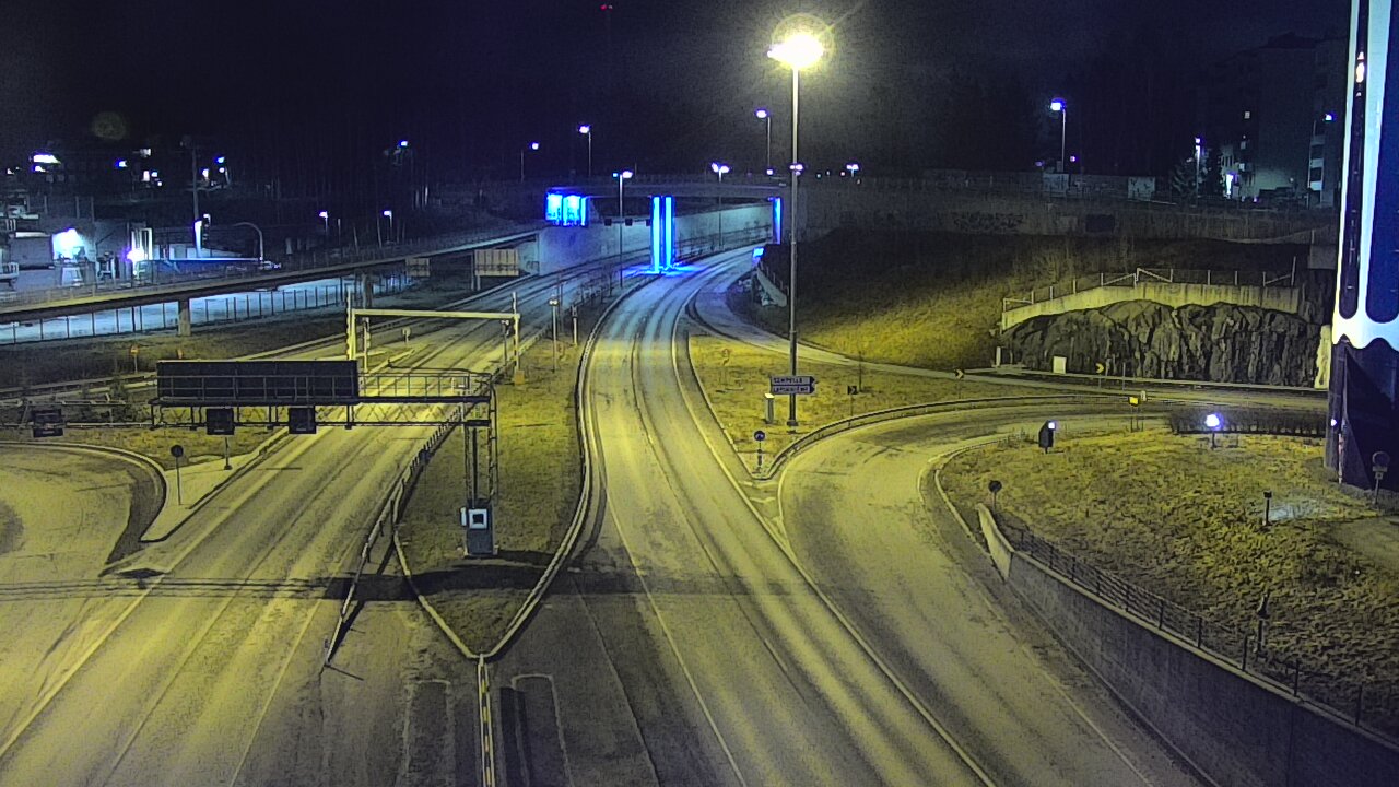 Weather Camera Image Väg 12 Tammerfors, Rantatunneli Armonkallio, Tampere, Pirkanmaa
