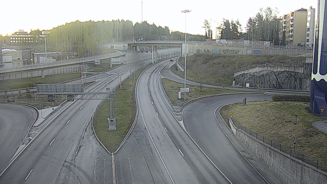 Weather Camera Image Väg 12 Tammerfors, Rantatunneli Armonkallio, Tampere, Pirkanmaa
