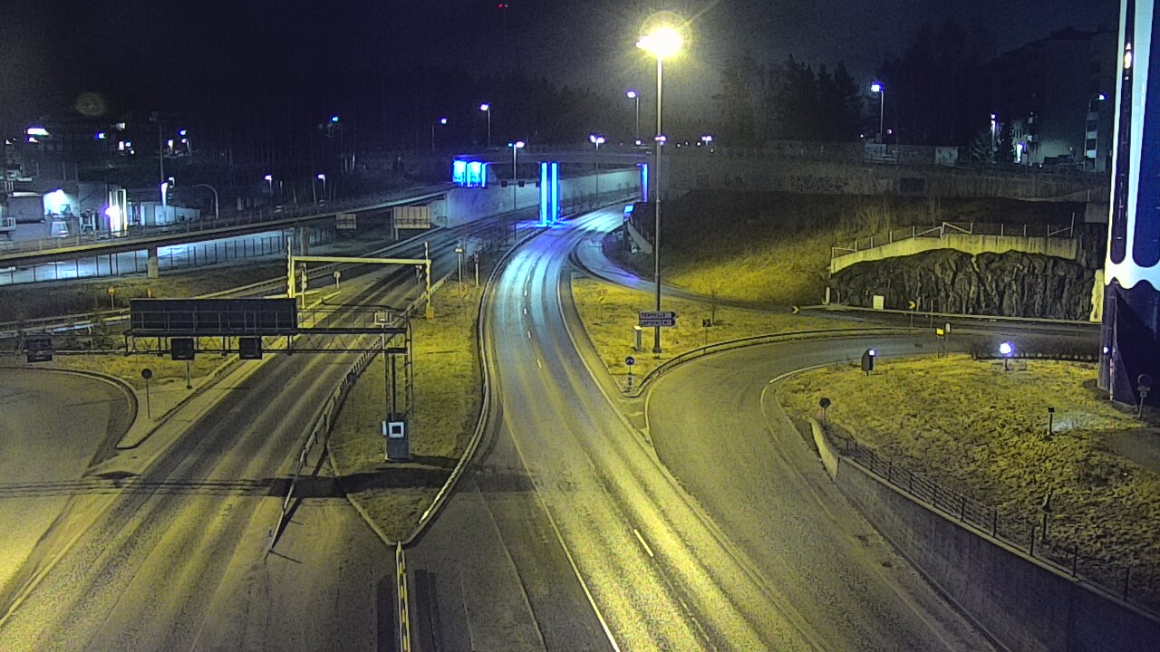 Weather Camera Image Väg 12 Tammerfors, Rantatunneli Armonkallio, Tampere, Pirkanmaa