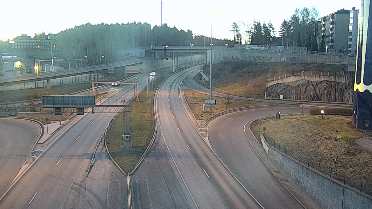 Weather Camera Image Väg 12 Tammerfors, Rantatunneli Armonkallio, Tampere, Pirkanmaa