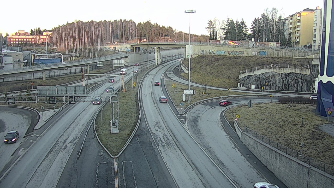 Weather Camera Image Väg 12 Tammerfors, Rantatunneli Armonkallio, Tampere, Pirkanmaa