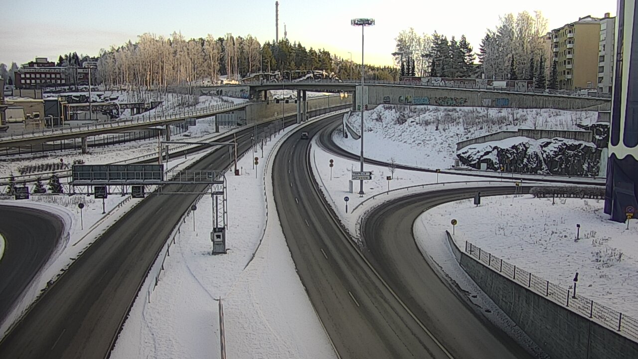 Weather Camera Image Road 12 Tampere, Rantatunneli Armonkallio, Tampere, Pirkanmaa