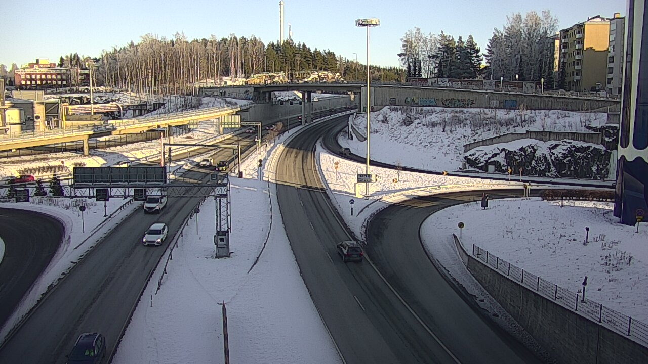 Weather Camera Image Road 12 Tampere, Rantatunneli Armonkallio, Tampere, Pirkanmaa