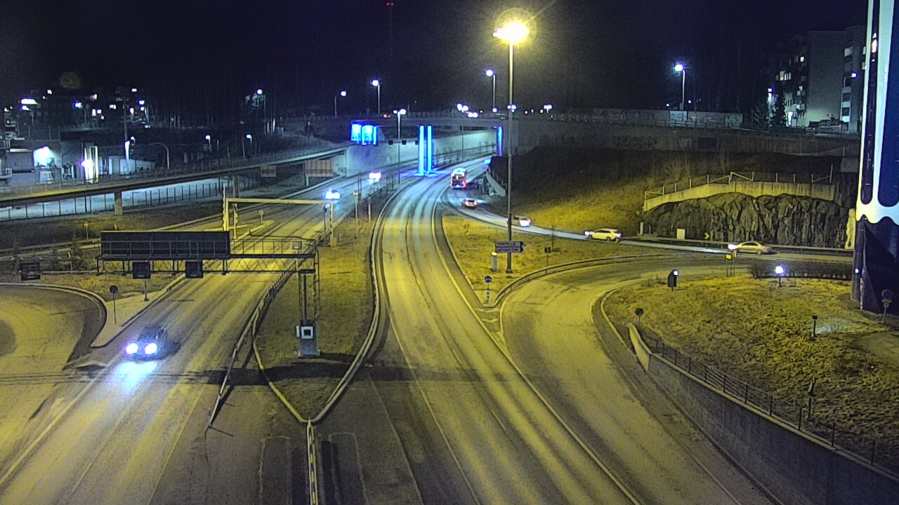 Weather Camera Image Road 12 Tampere, Rantatunneli Armonkallio, Tampere, Pirkanmaa