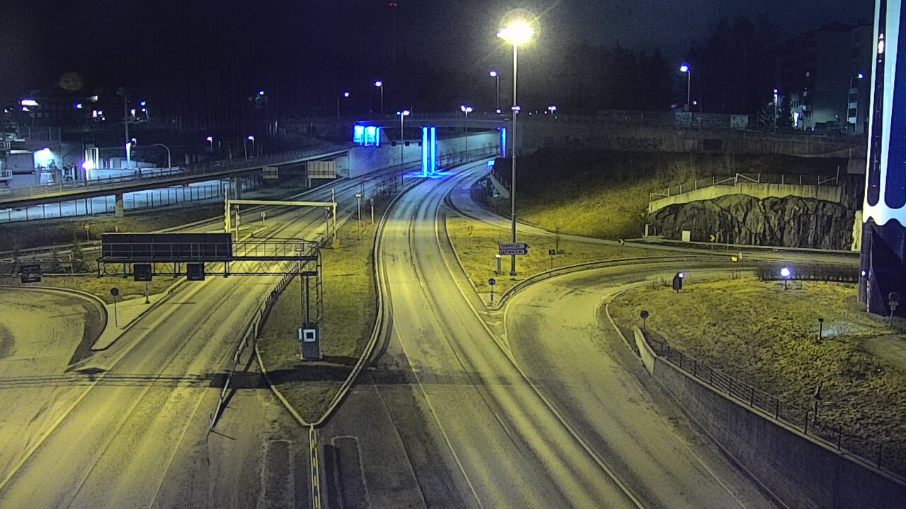 Weather Camera Image Väg 12 Tammerfors, Rantatunneli Armonkallio, Tampere, Pirkanmaa