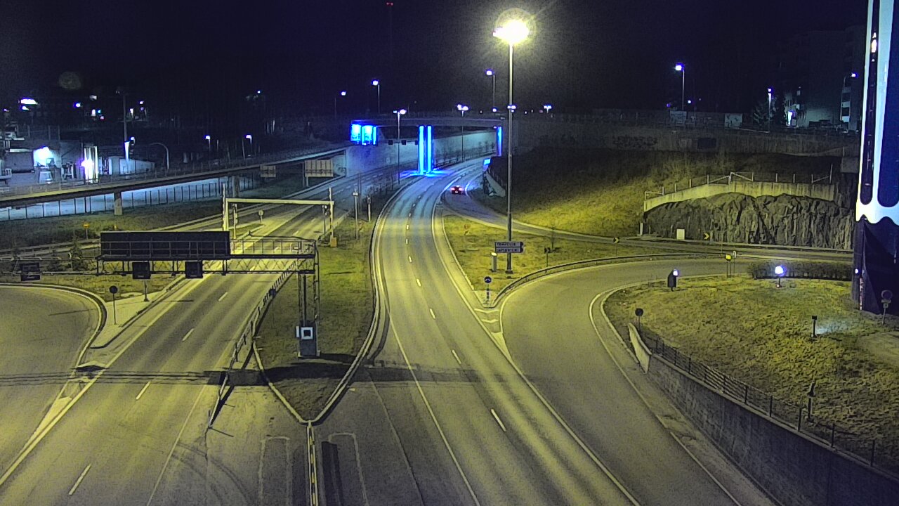 Weather Camera Image Väg 12 Tammerfors, Rantatunneli Armonkallio, Tampere, Pirkanmaa