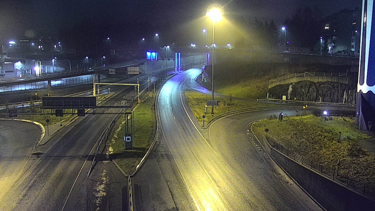 Weather Camera Image Väg 12 Tammerfors, Rantatunneli Armonkallio, Tampere, Pirkanmaa