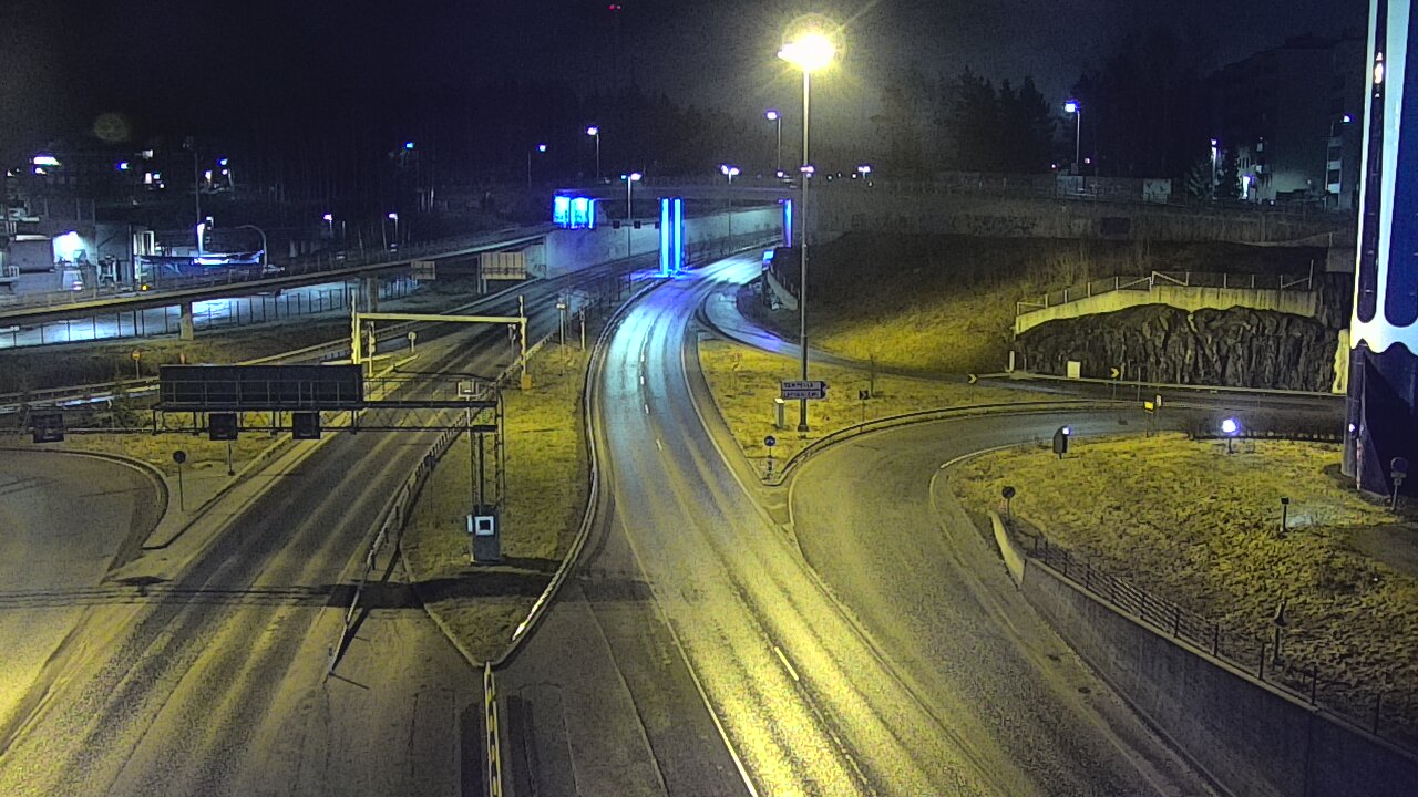 Weather Camera Image Väg 12 Tammerfors, Rantatunneli Armonkallio, Tampere, Pirkanmaa