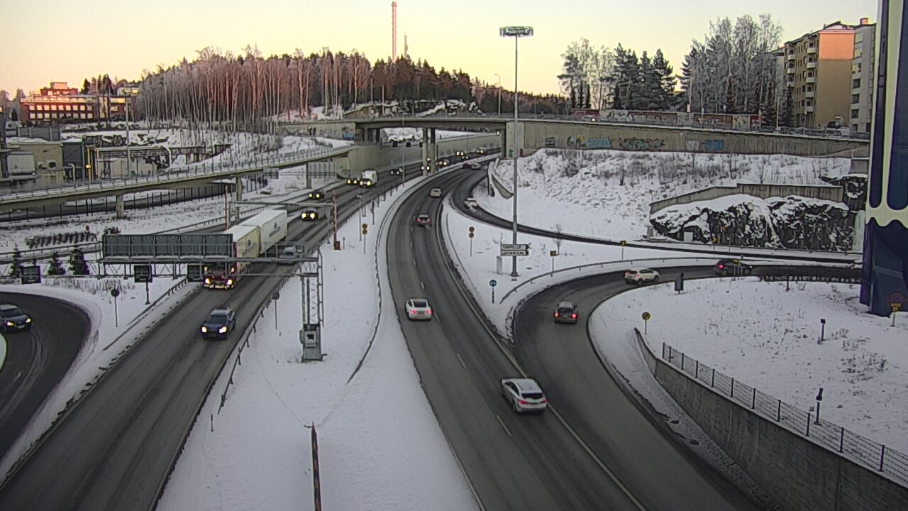 Weather Camera Image Väg 12 Tammerfors, Rantatunneli Armonkallio, Tampere, Pirkanmaa