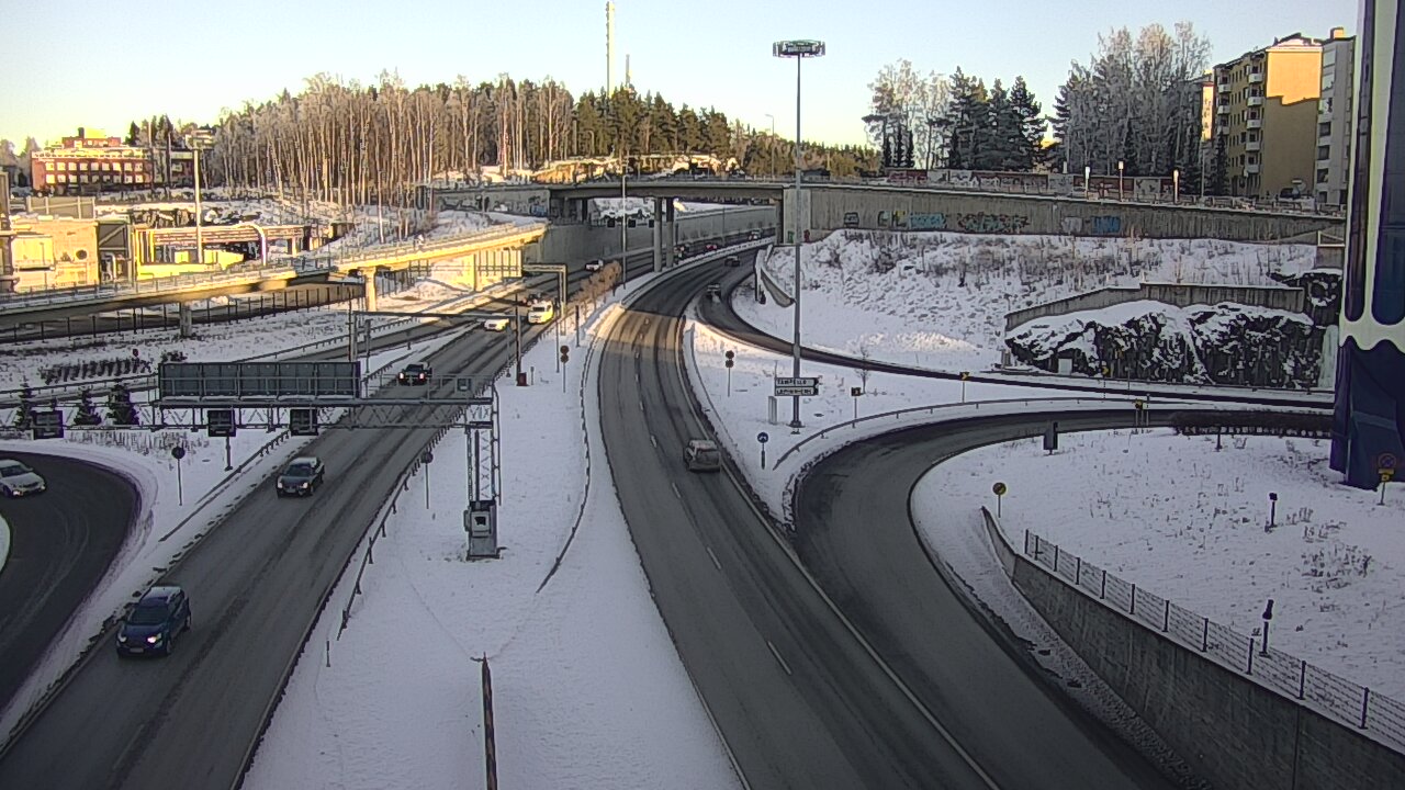 Weather Camera Image Väg 12 Tammerfors, Rantatunneli Armonkallio, Tampere, Pirkanmaa
