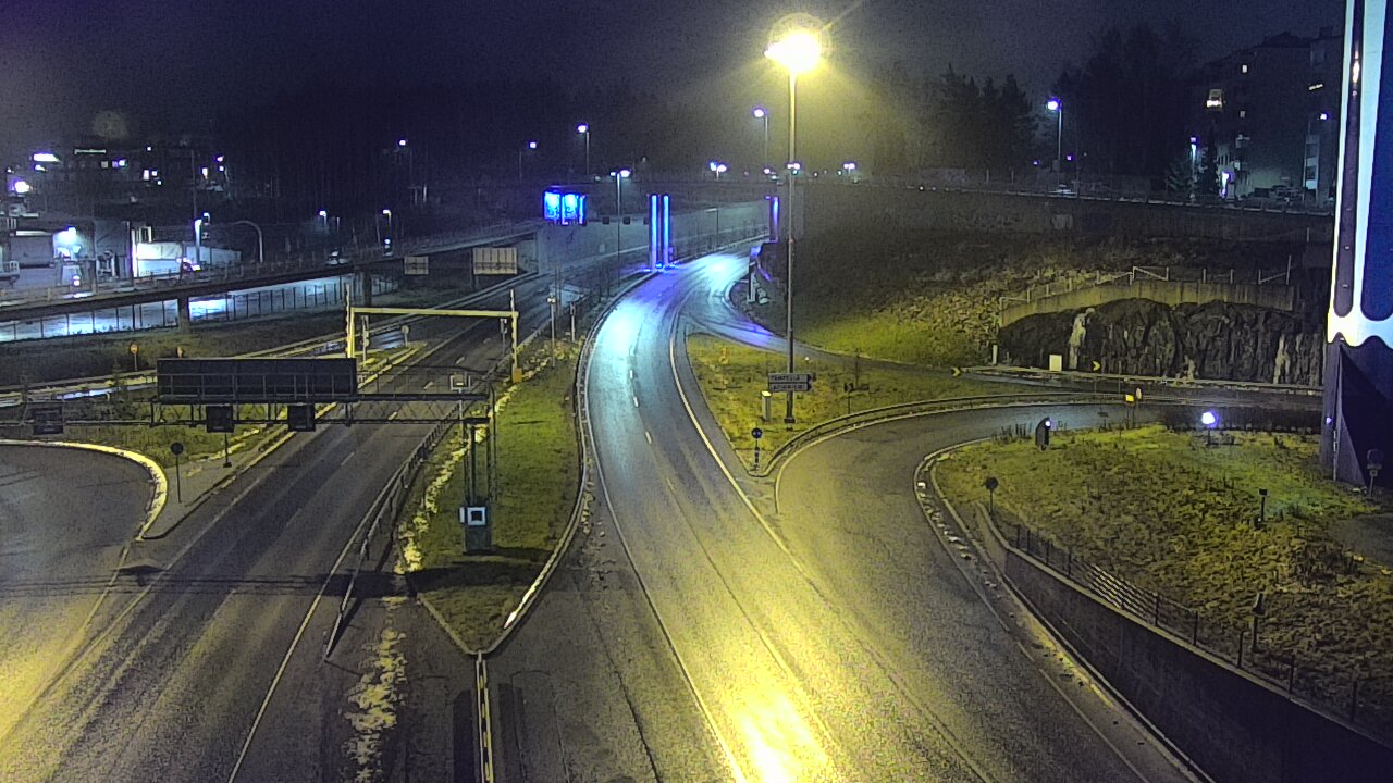 Weather Camera Image Väg 12 Tammerfors, Rantatunneli Armonkallio, Tampere, Pirkanmaa