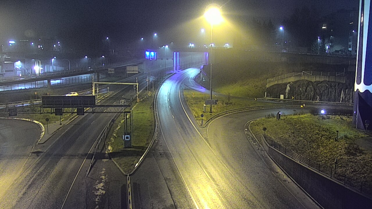 Weather Camera Image Väg 12 Tammerfors, Rantatunneli Armonkallio, Tampere, Pirkanmaa