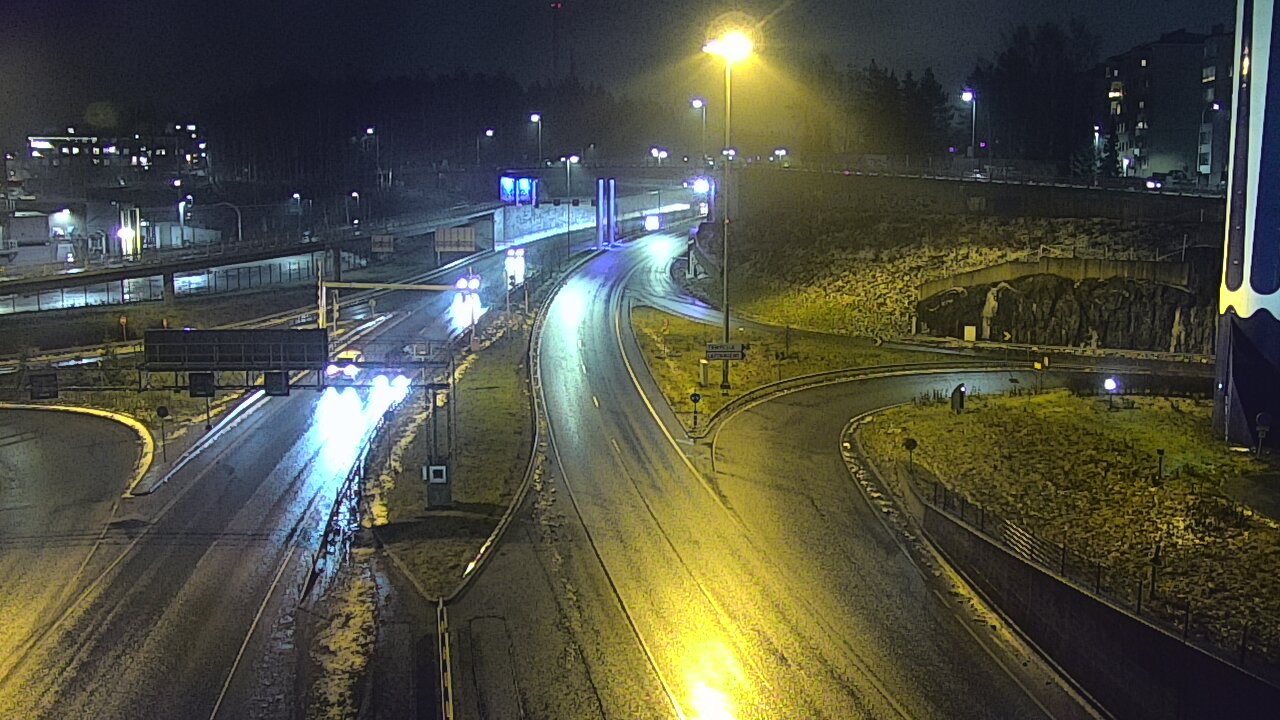 Weather Camera Image Väg 12 Tammerfors, Rantatunneli Armonkallio, Tampere, Pirkanmaa