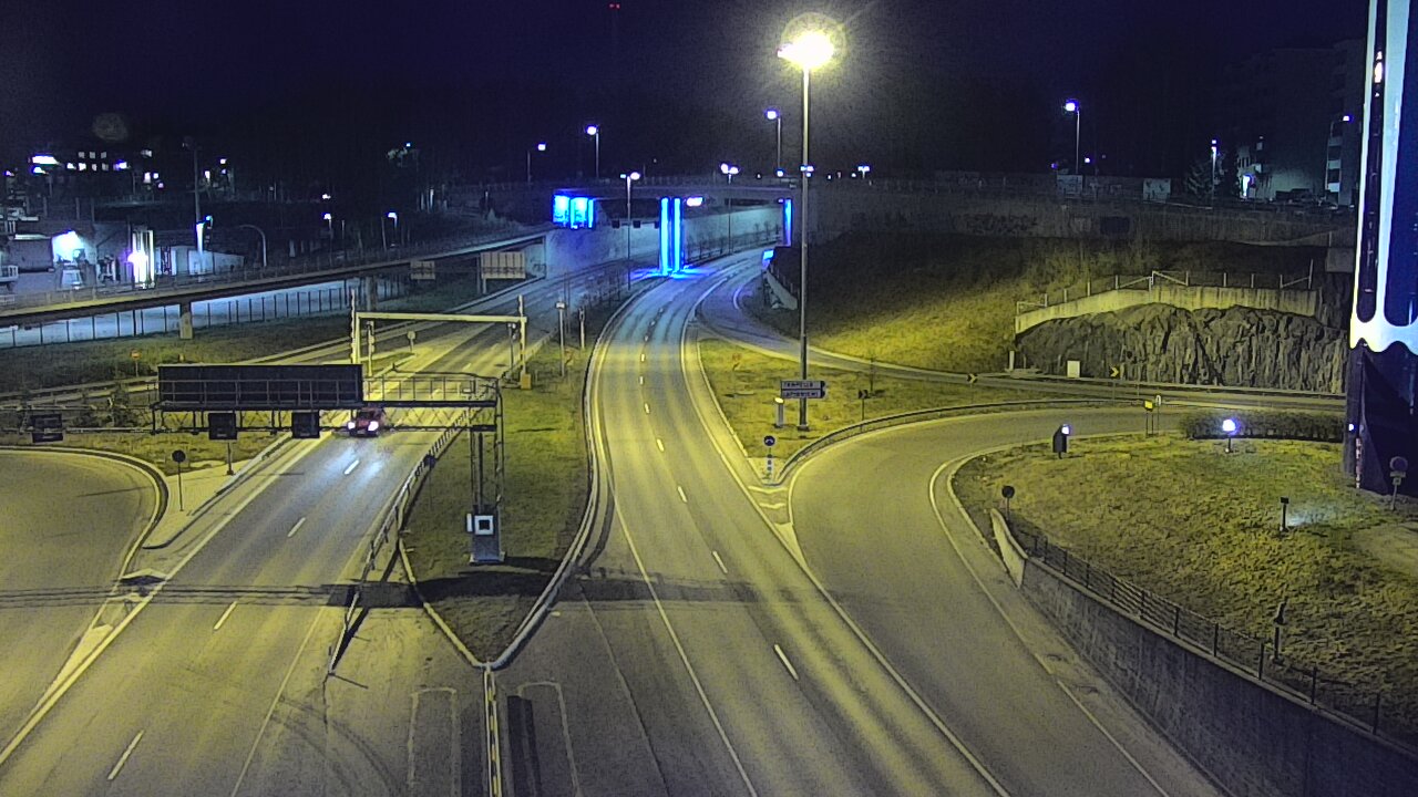 Weather Camera Image Road 12 Tampere, Rantatunneli Armonkallio, Tampere, Pirkanmaa