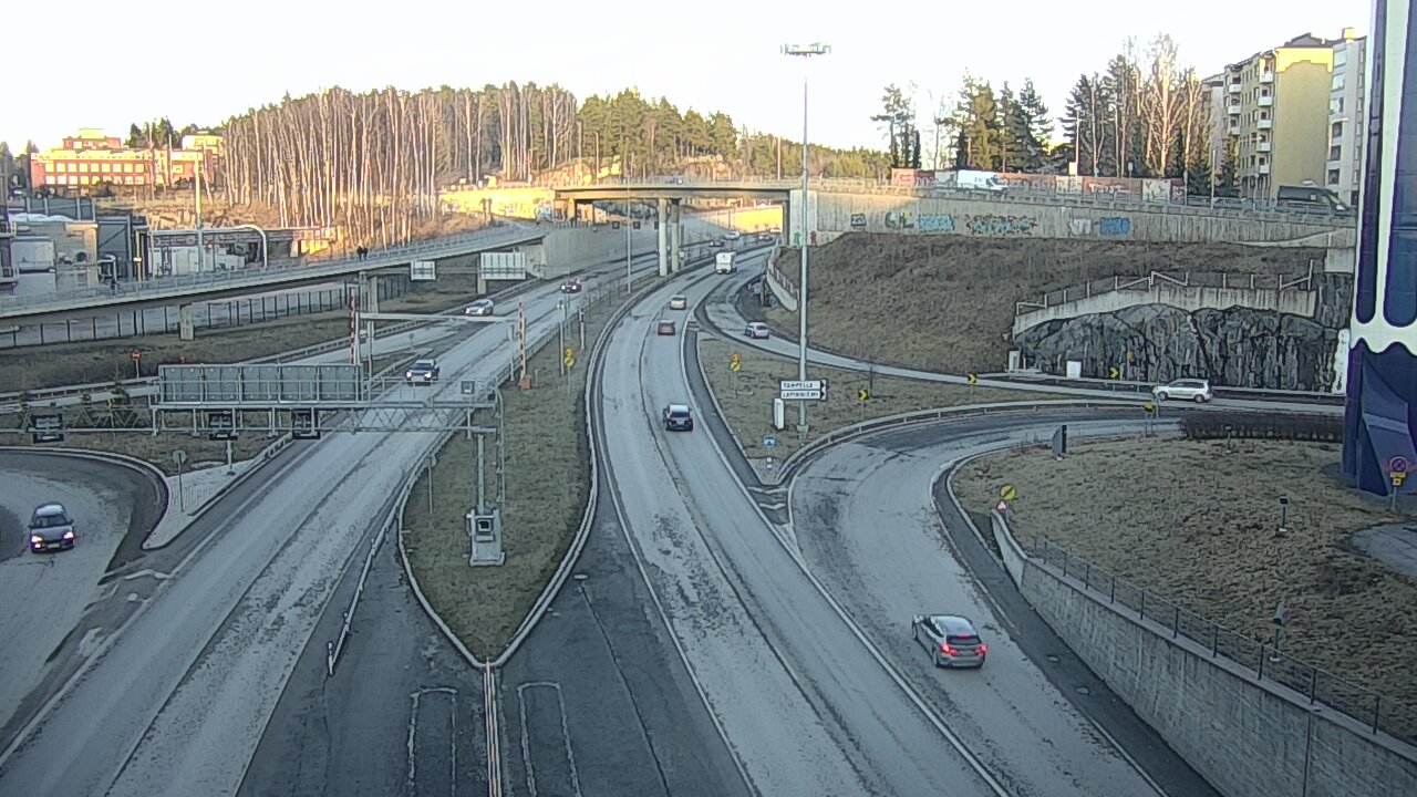 Weather Camera Image Väg 12 Tammerfors, Rantatunneli Armonkallio, Tampere, Pirkanmaa