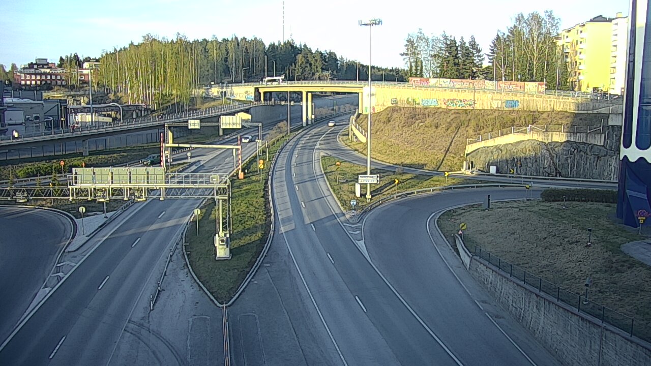 Weather Camera Image Väg 12 Tammerfors, Rantatunneli Armonkallio, Tampere, Pirkanmaa